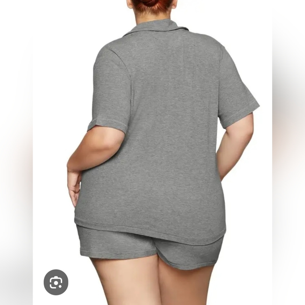SKIMS Heathered Gray Women's Pull-on Sleep Shorts  - Size 4XL - Picture 2 of 7
